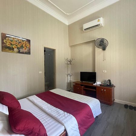 Bach Dai Dung Hotel Хатинь Экстерьер фото