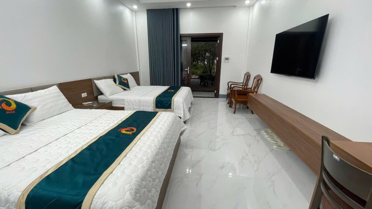 Bach Dai Dung Hotel Хатинь Экстерьер фото